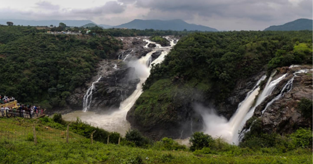 Shivanasamudra Falls, Mandya 