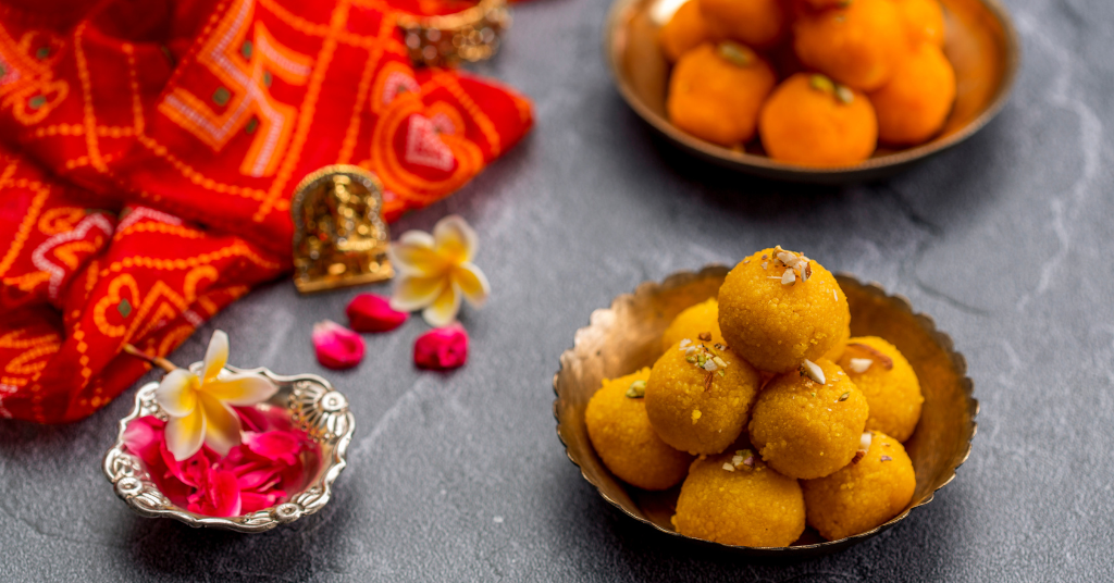 A picture of laddoo platter